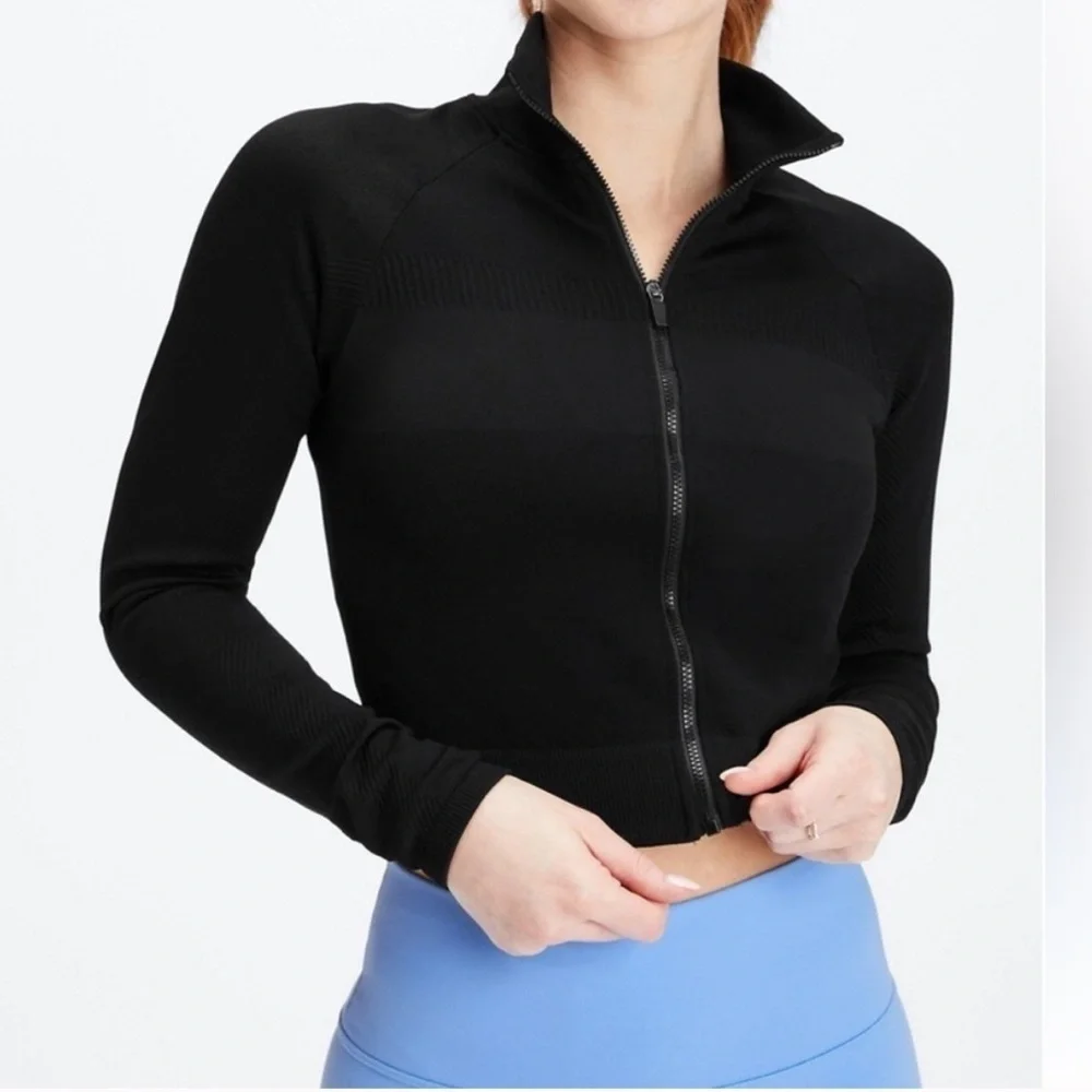 Fabletics Black Cropped Seamless Jacket - Picture 1 of 11